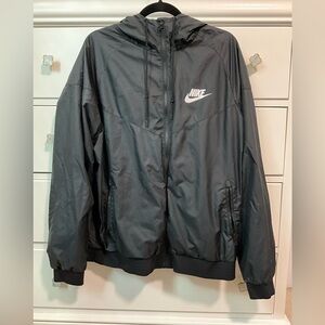 Nike Men's Black Windbreaker
